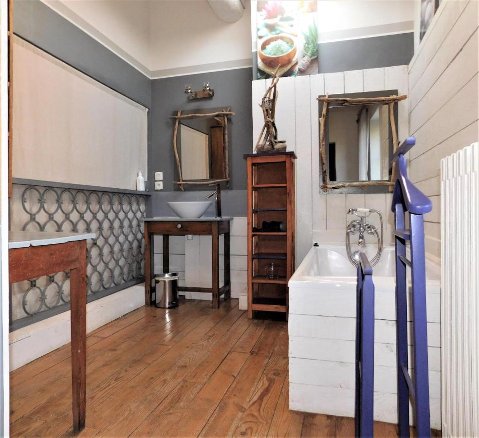 Le Prieure Saint Louis Bed & Breakfast Floure Екстериор снимка