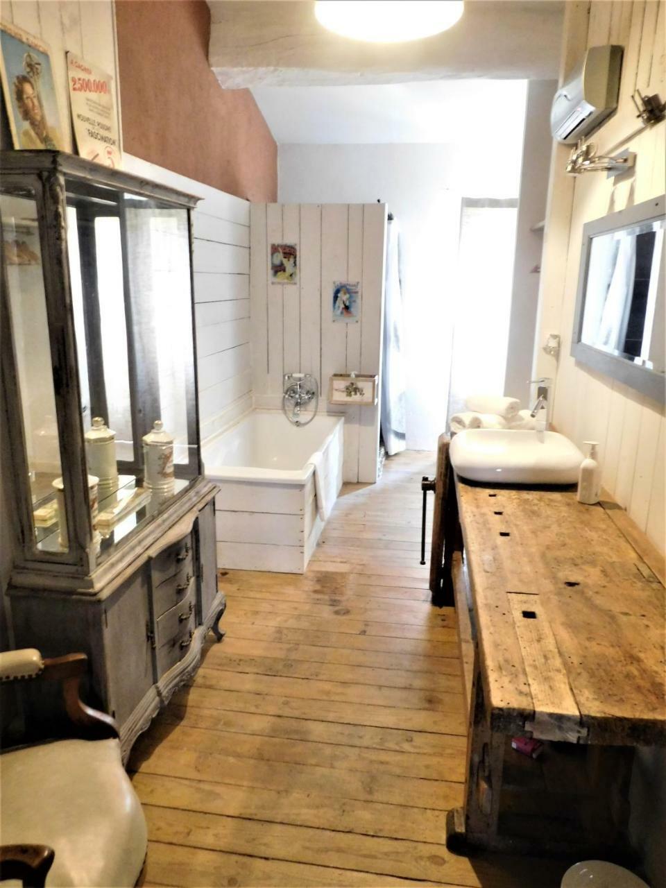 Le Prieure Saint Louis Bed & Breakfast Floure Екстериор снимка