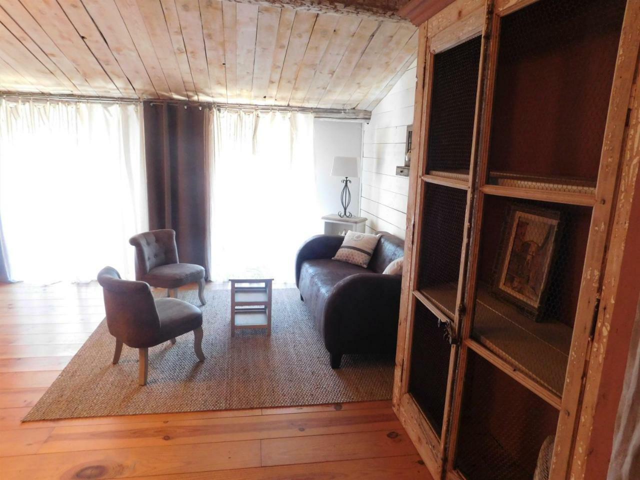 Le Prieure Saint Louis Bed & Breakfast Floure Екстериор снимка