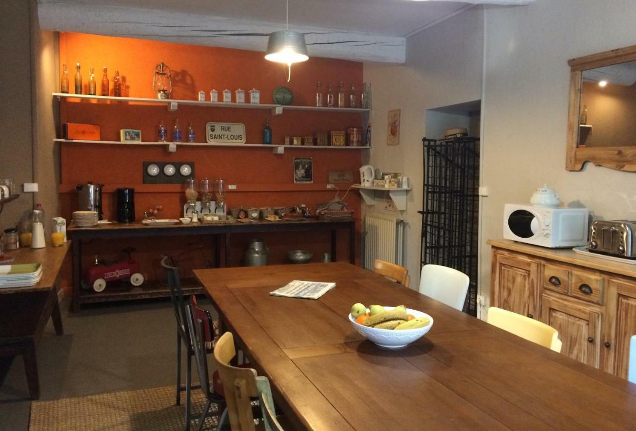 Le Prieure Saint Louis Bed & Breakfast Floure Екстериор снимка