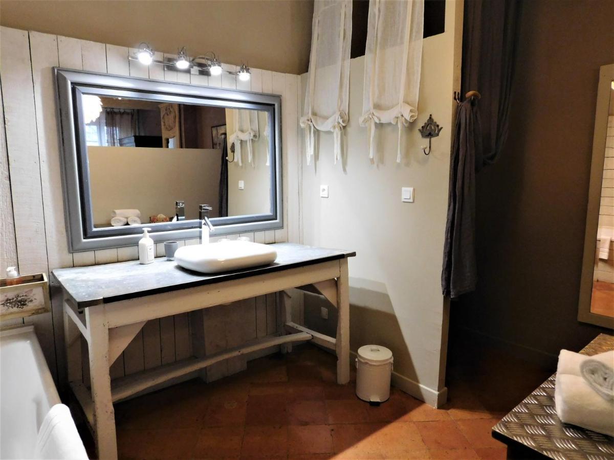 Le Prieure Saint Louis Bed & Breakfast Floure Екстериор снимка