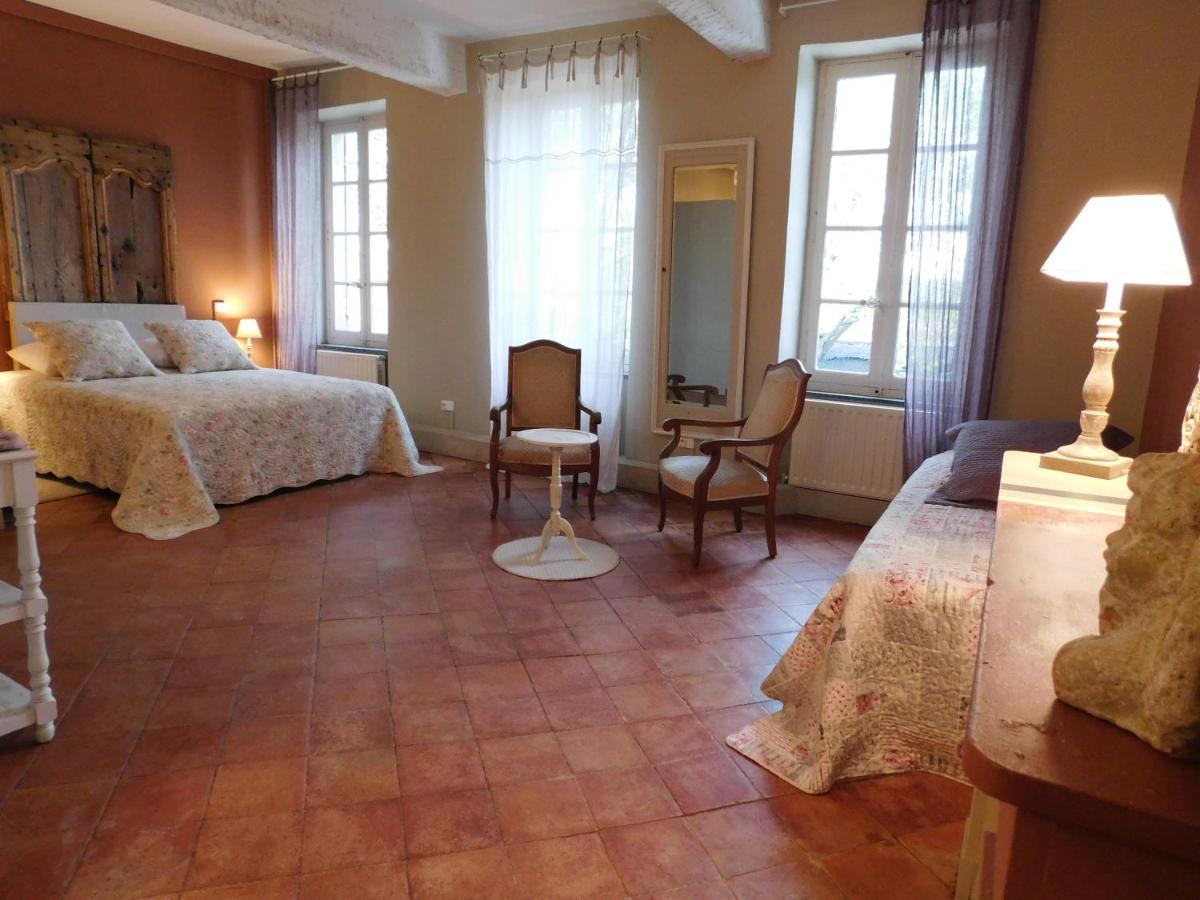 Le Prieure Saint Louis Bed & Breakfast Floure Екстериор снимка